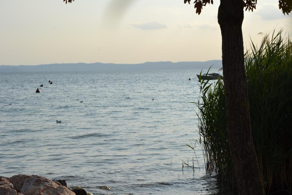 Locanda Le Palafitte Bardolino Pokoj fotografie